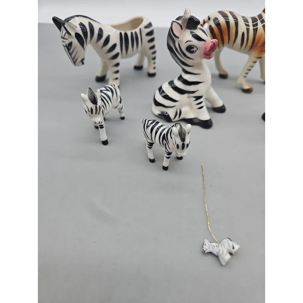 Vintage‎ Collectible 8 Bone China  Zebra Family Wild Animal Figurines Japan
